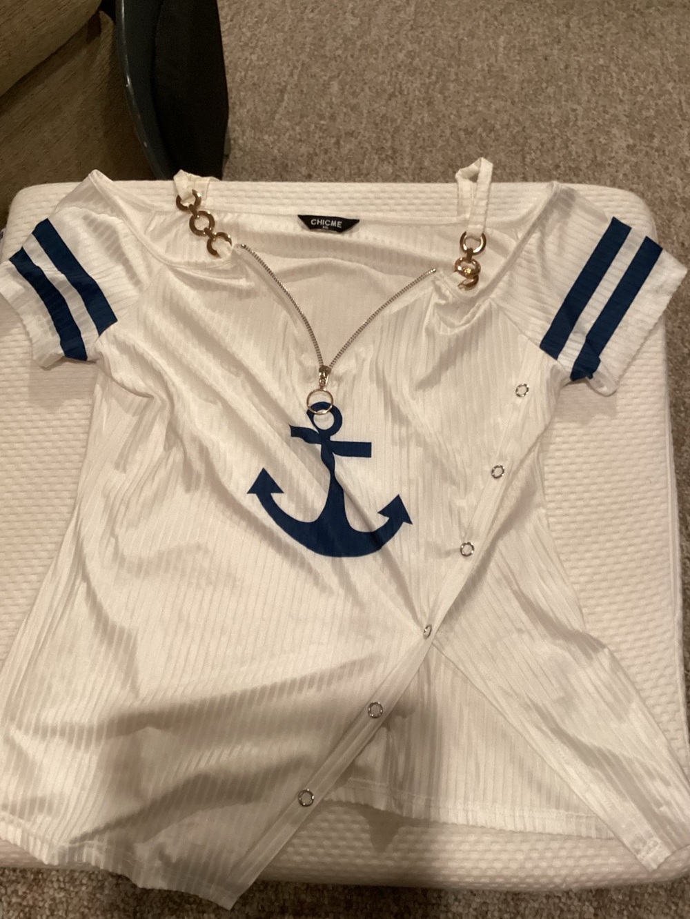 chic White Short-Sleeve Nautical Anchor Top with Blue Trim